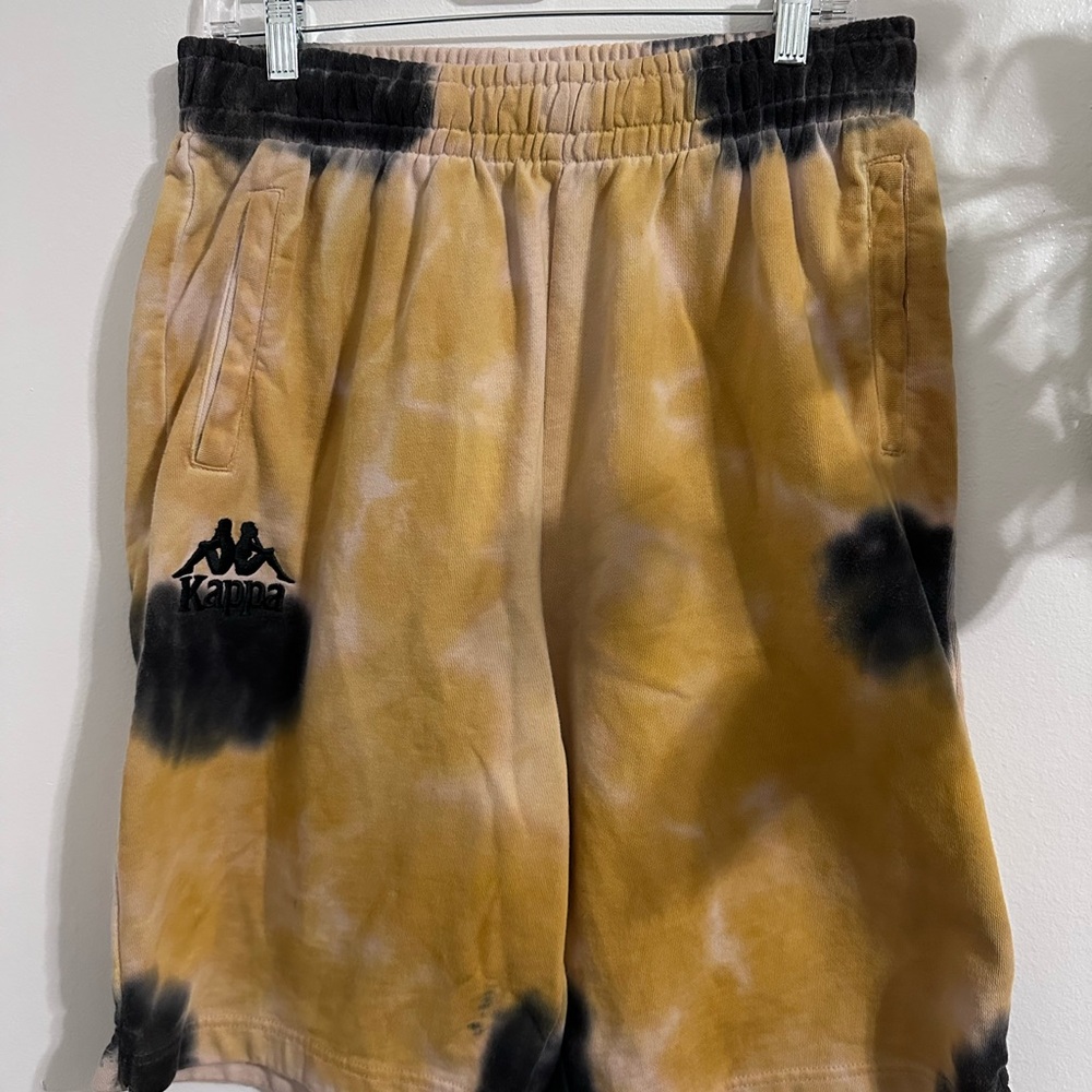 Kappa Men's Tie-Dye Shorts - Yellow and Black
